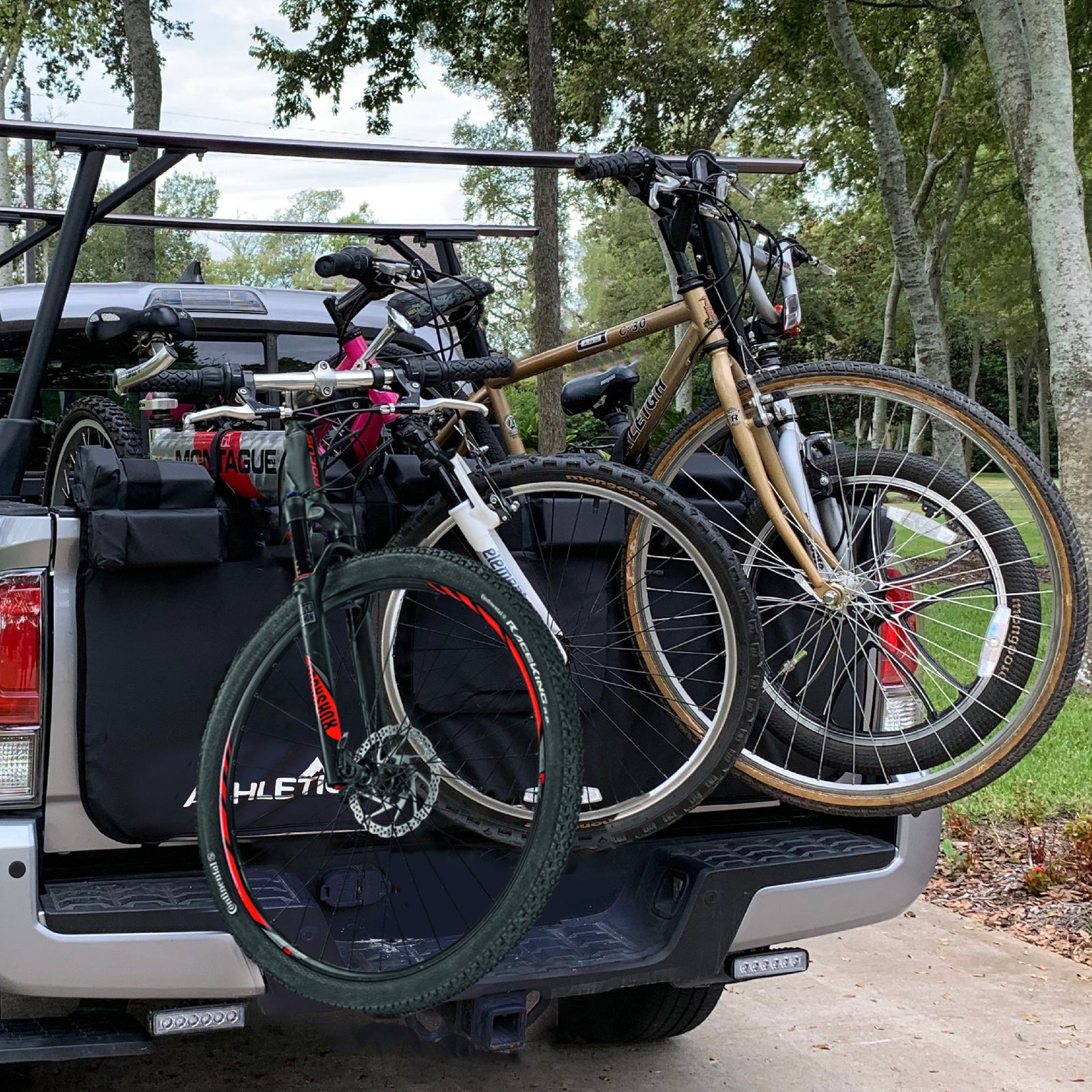 Athletico Tailgate Pad 